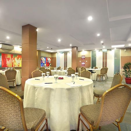 Favehotel Kelapa Gading Jakarta Buitenkant foto